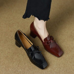 Retro Square Toe English Style Leather Shoes